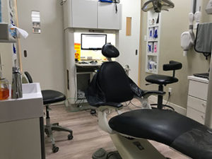 Treatment suite at North Shores Dental in Toronto Canada offers a comporting atmosphere for kids dentistry services. 
